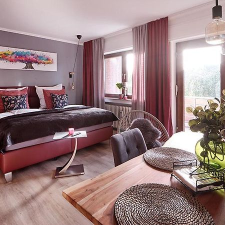 Katarinas House Mit 2 Fewo Stilvoll, Gemuetlich & Zentral Boxspringbett, Parkplatz, Balkon Oder Garten Moers Kültér fotó